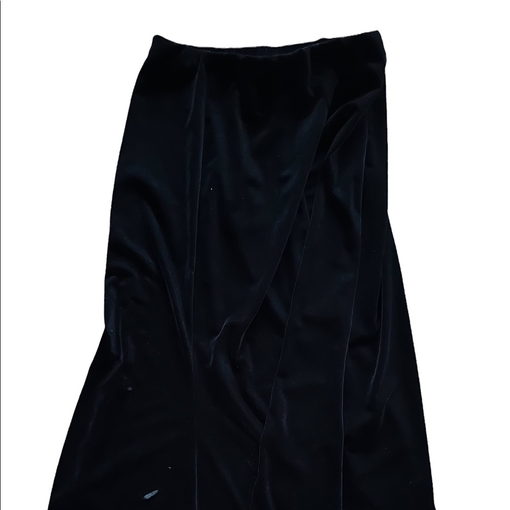 Ranch Wear black velvet skirt size L. E#124